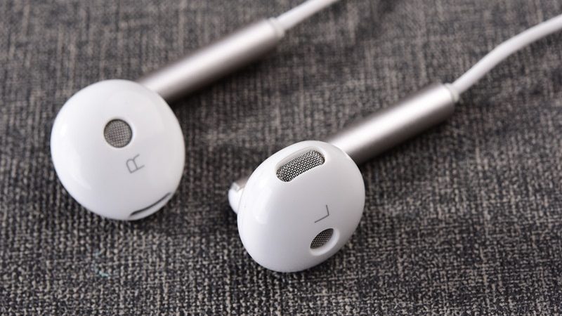 Kopfhörer und Ohrstöpsel von Huawei