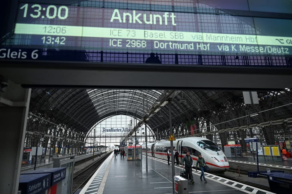 Ein neuer deutscher Streik behindert den Bahn- und Flugverkehr